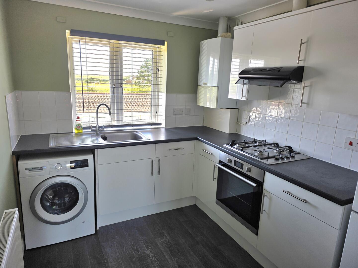 2 bed property in The Vineyard, Yarmouth
